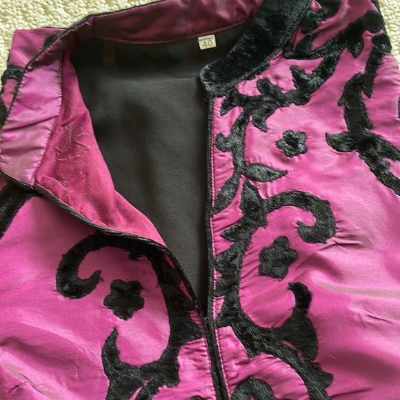 Indian Suit - Picture 4 of 12